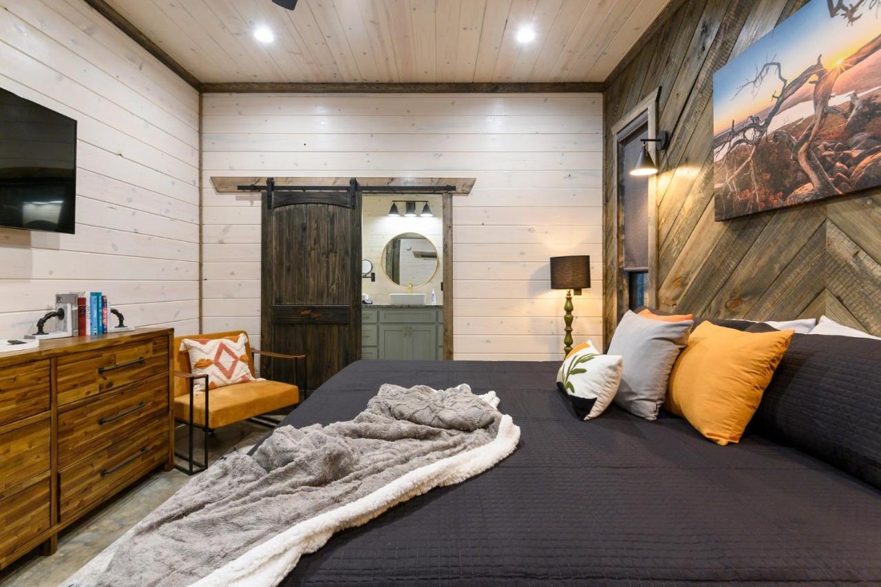 Unwind In Style! *New* Sip And Stay Hideaway Broken Bow Exterior photo